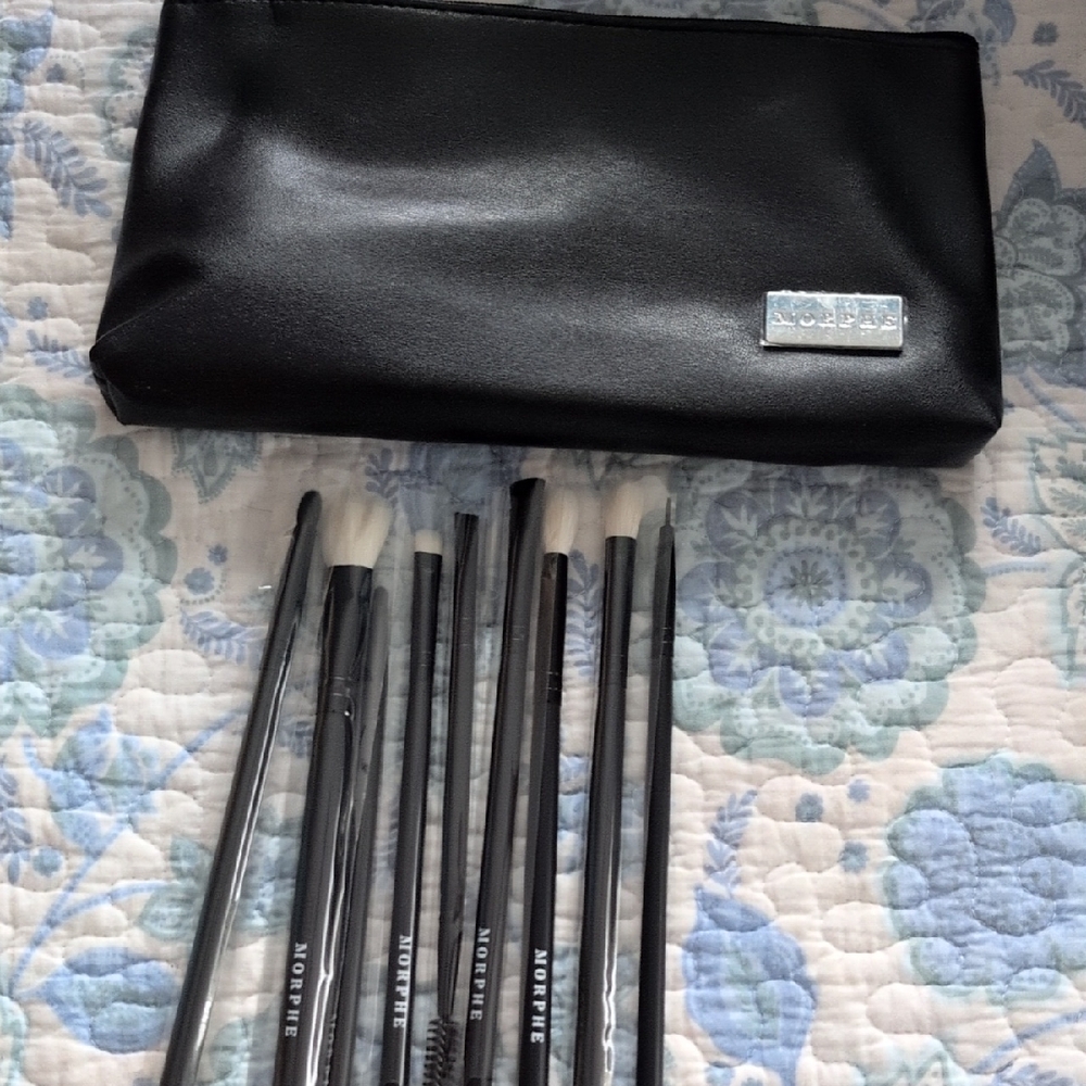 Morphe Black Makeup Brush Set with Case